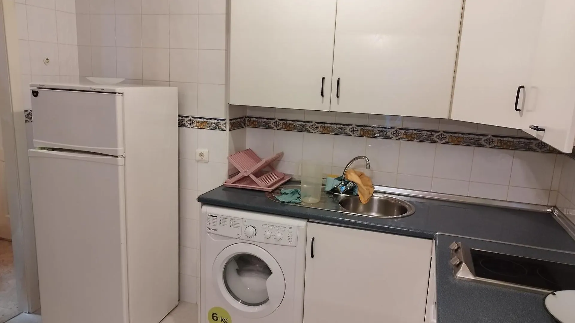 Piso De 1 Dormitorio Urb Torrequebrada Benalmadena Spain